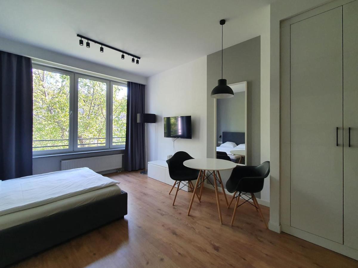 Chopin Apartments Expo วอร์ซอ ภายนอก รูปภาพ