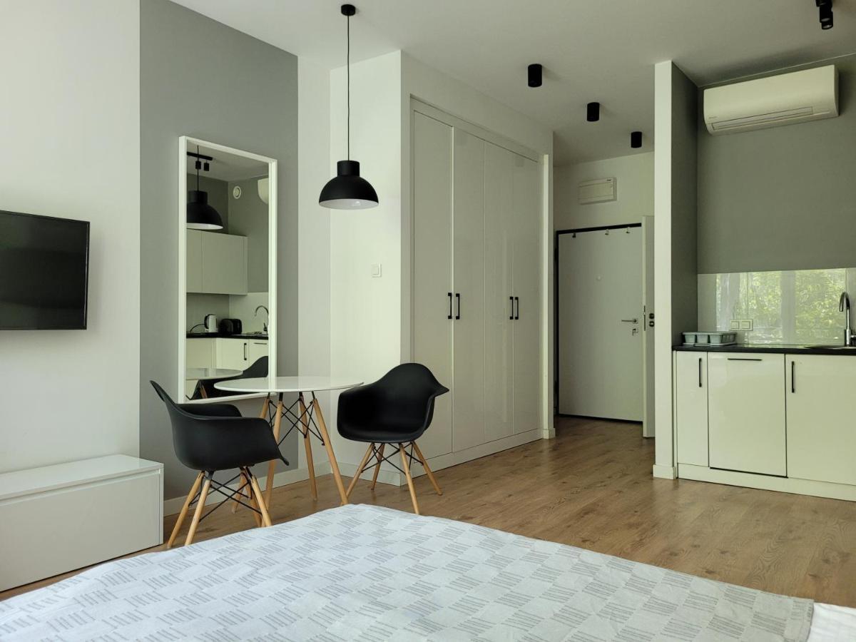 Chopin Apartments Expo วอร์ซอ ภายนอก รูปภาพ